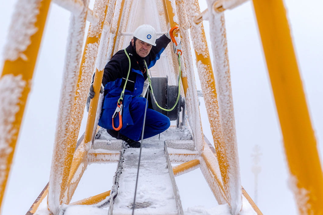 New cable car system on Germany's highest mountain
