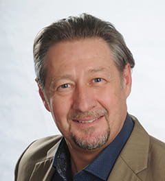 Robert Muench
