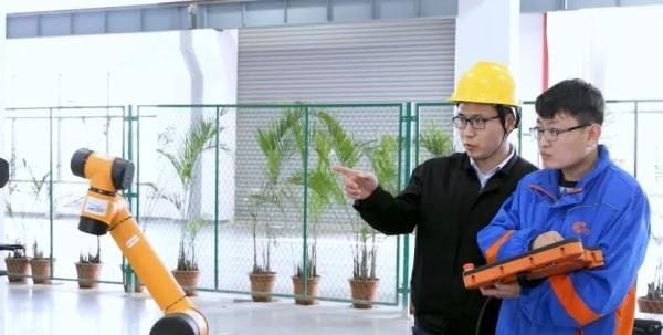 mCom ONE服務將從安全性角度幫助中國企業克服工業4.0過程中的諸多挑戰