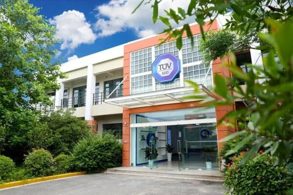 TüV南德常州新能源汽車檢測實驗室入圍2019檢驗檢測認證認可行業年度風云榜