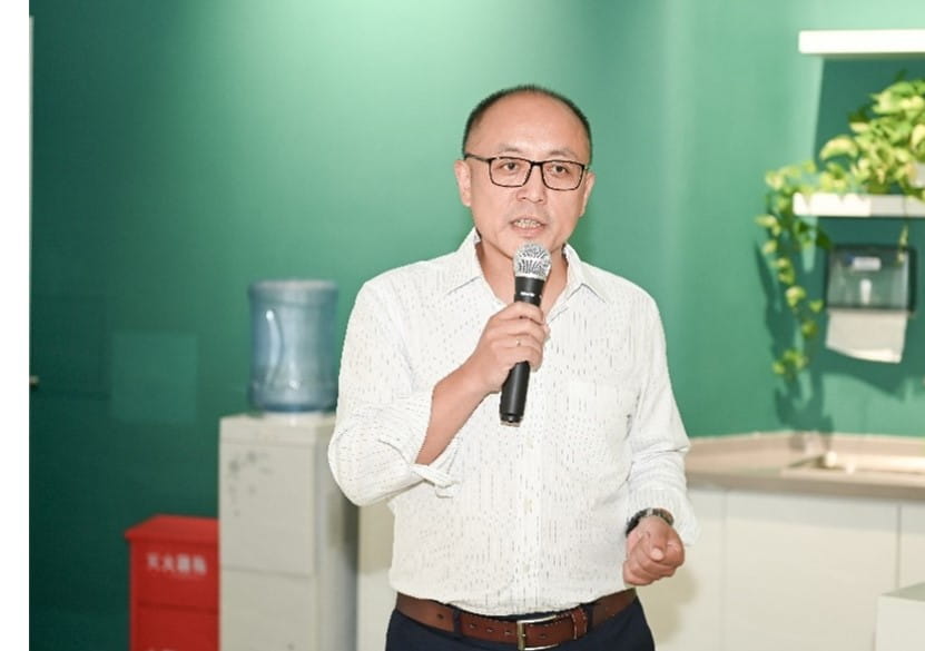 威能鄭良亞博士講話