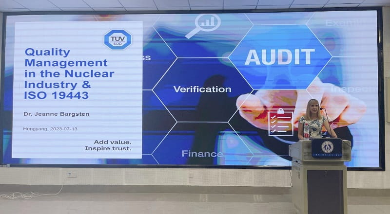 TüV南德Jeanne Bargsten博士發表演講